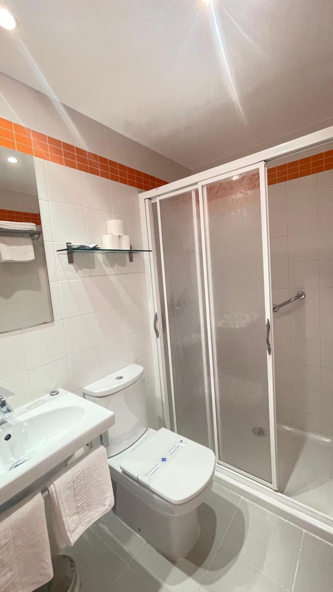 Apartamentos Real Alfoli エル・ブルゴ・デ・オスマ エクステリア 写真